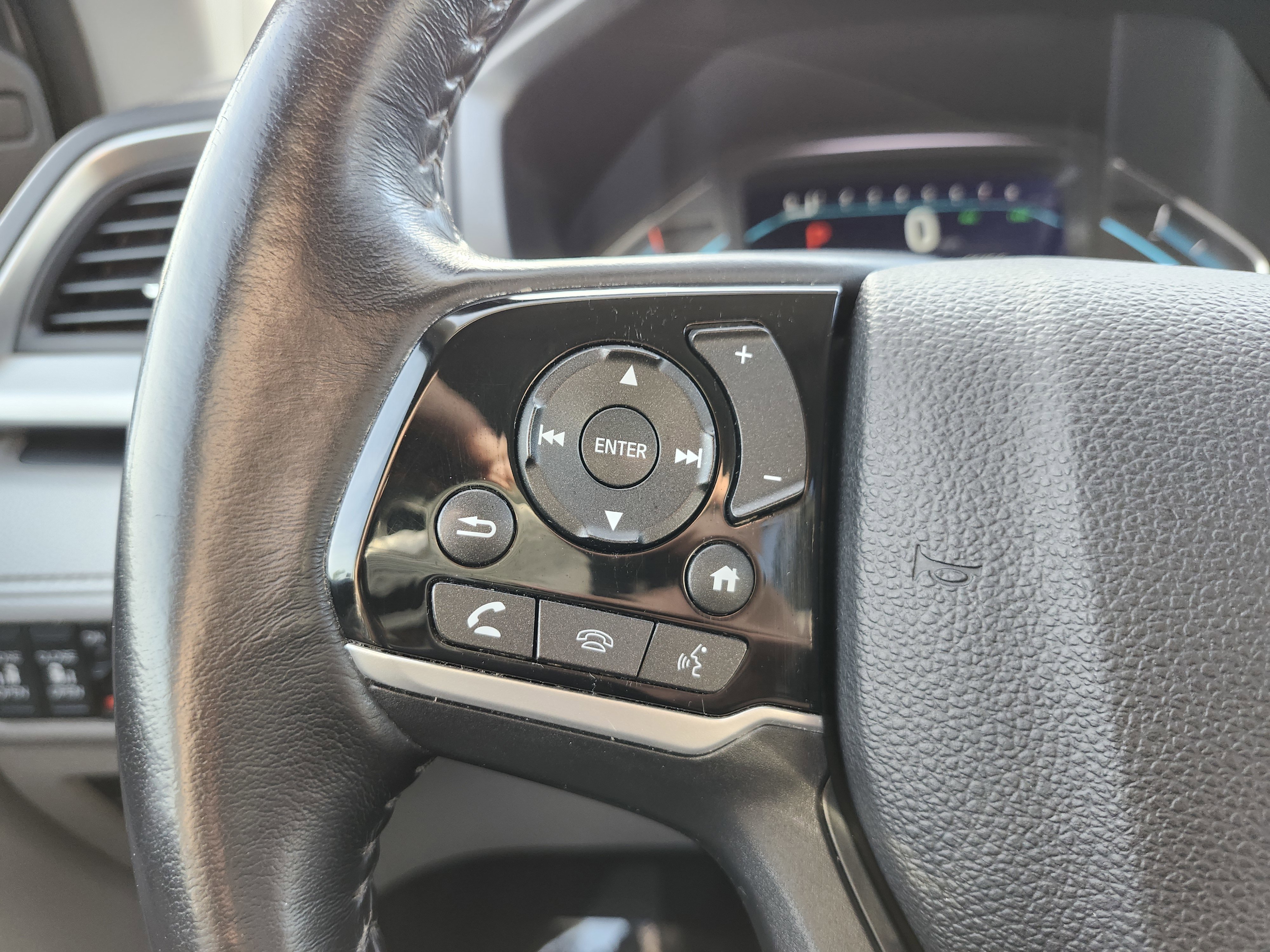 Used 2019 Honda Odyssey EX-L image 35