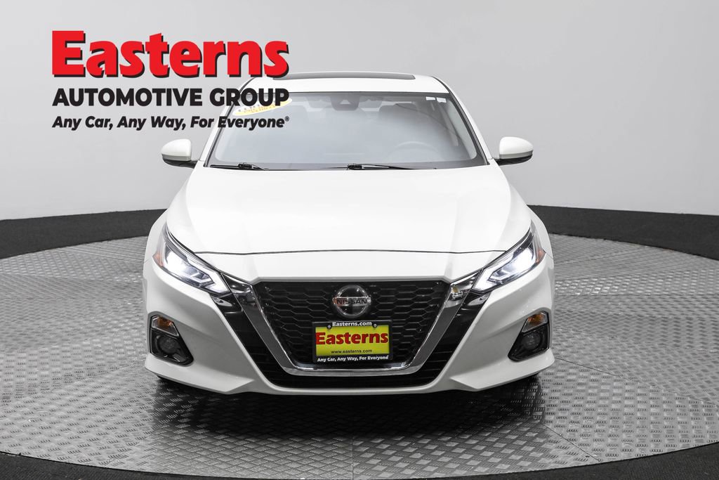 Used 2022 Nissan Altima 2.5 SL FWD image 2