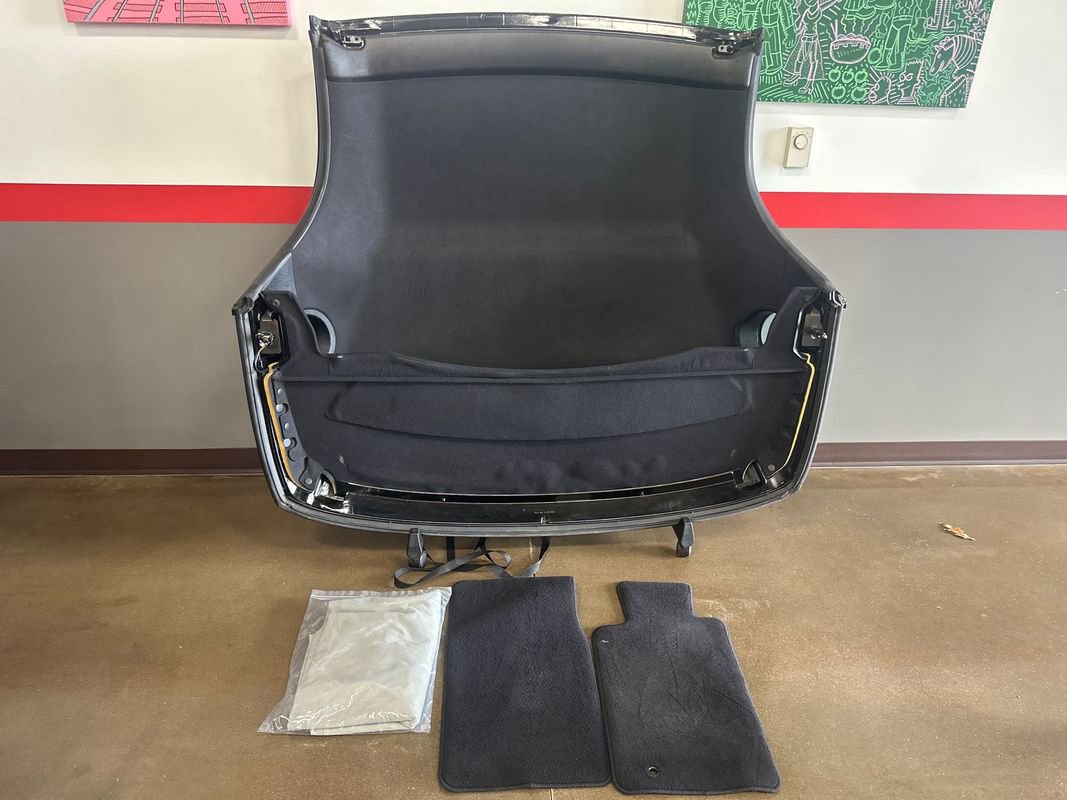 Used 2003 Ford Thunderbird image 11