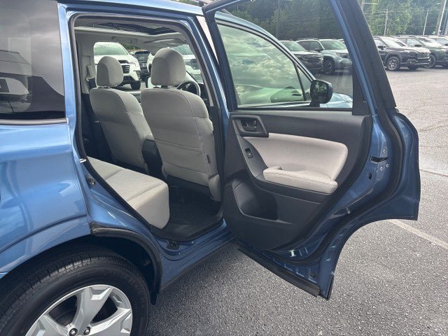 Used 2015 Subaru Forester 2.5i Premium w/ Popular Package #1 AWD/4WD image 39