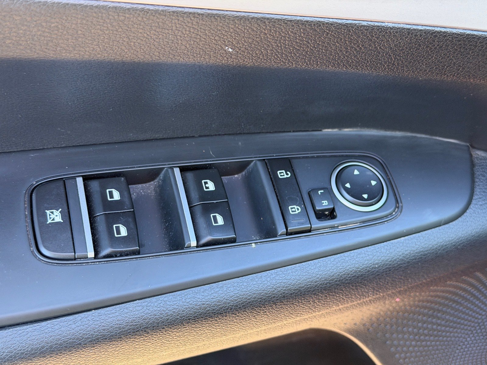 Certified 2024 Kia Forte LXS w/ LXS Technology Package FWD image 7