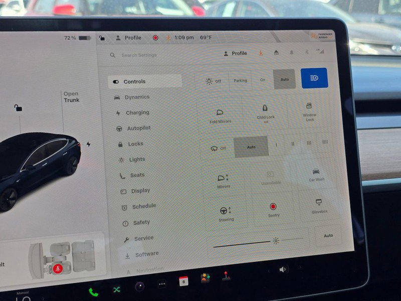 Used 2020 Tesla Model 3 Standard Range RWD image 29