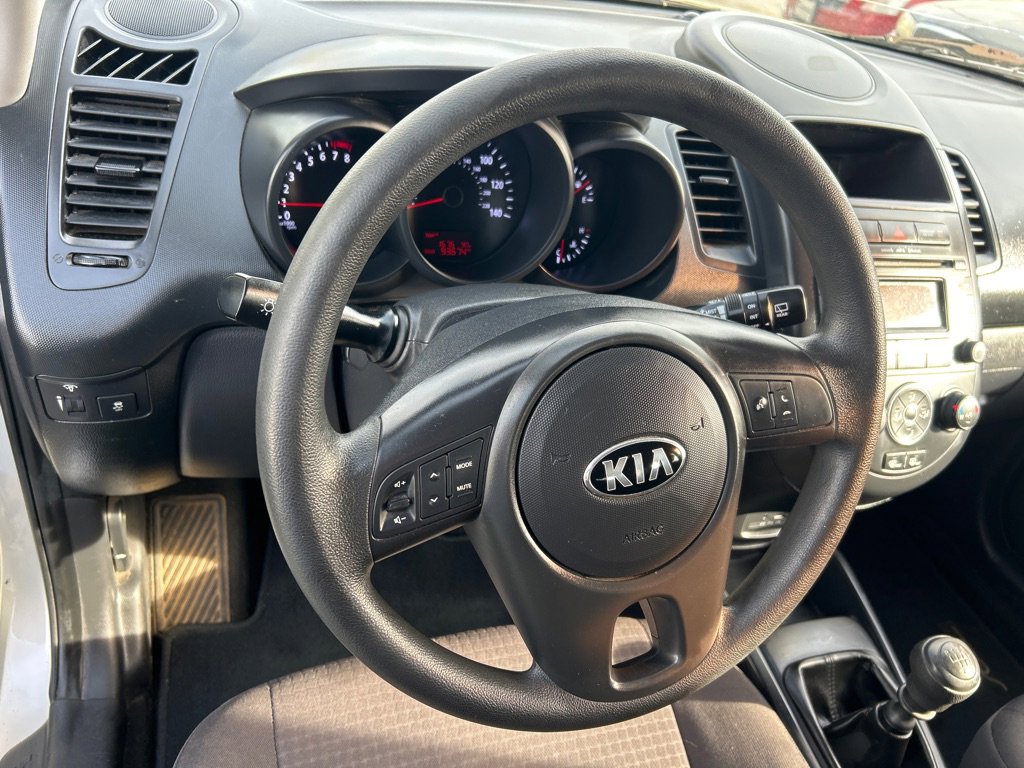 Used 2013 Kia Soul image 13