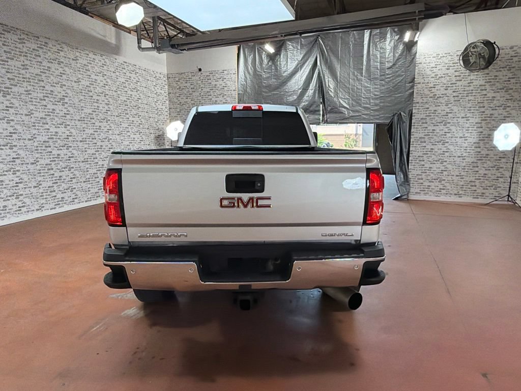Used 2018 GMC Sierra 2500 Denali w/ Duramax Plus Package AWD/4WD image 6