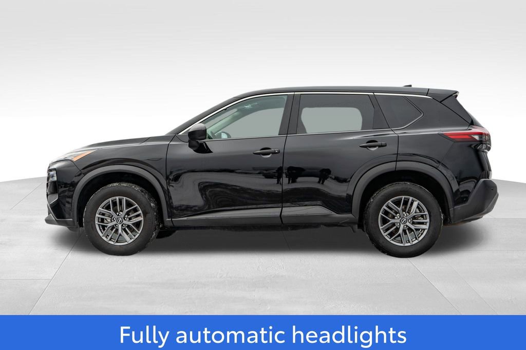 Used 2023 Nissan Rogue S image 4
