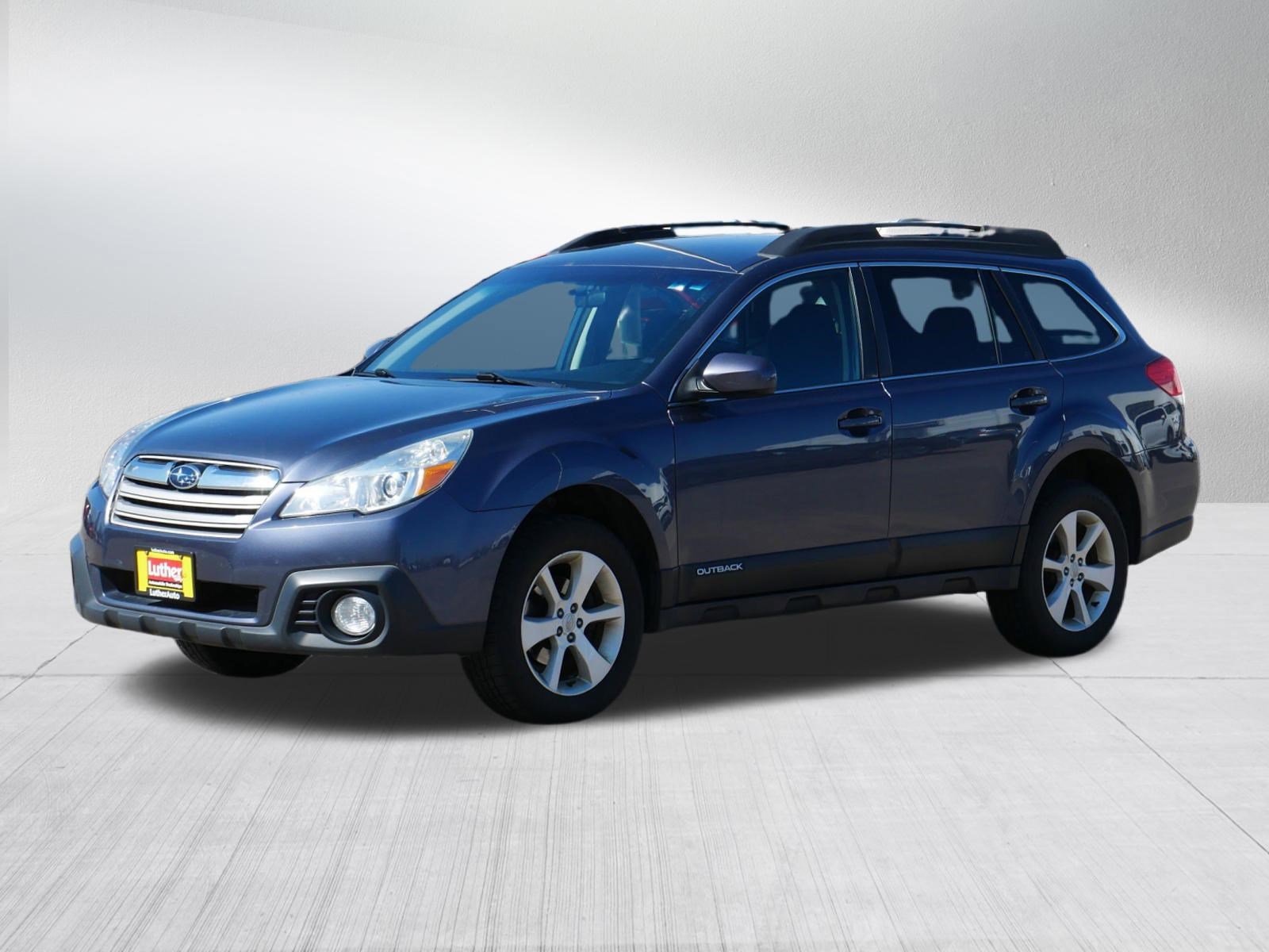 Used 2014 Subaru Outback 2.5i Premium AWD/4WD image 3