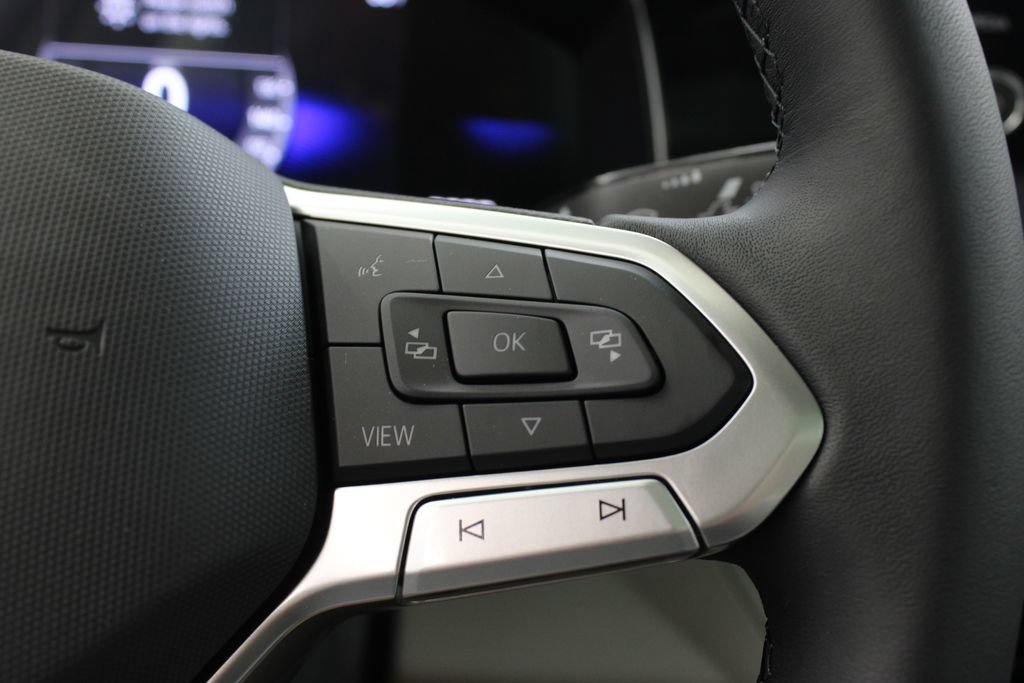 New 2026 Volkswagen Jetta SE FWD image 23