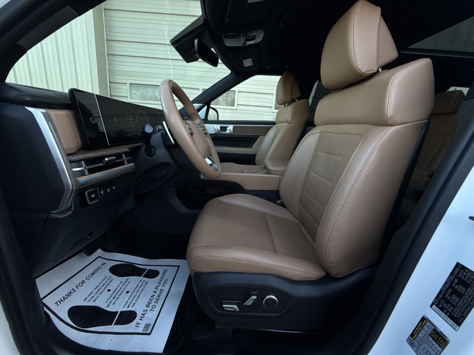 Used 2024 Hyundai Santa Fe Limited image 13