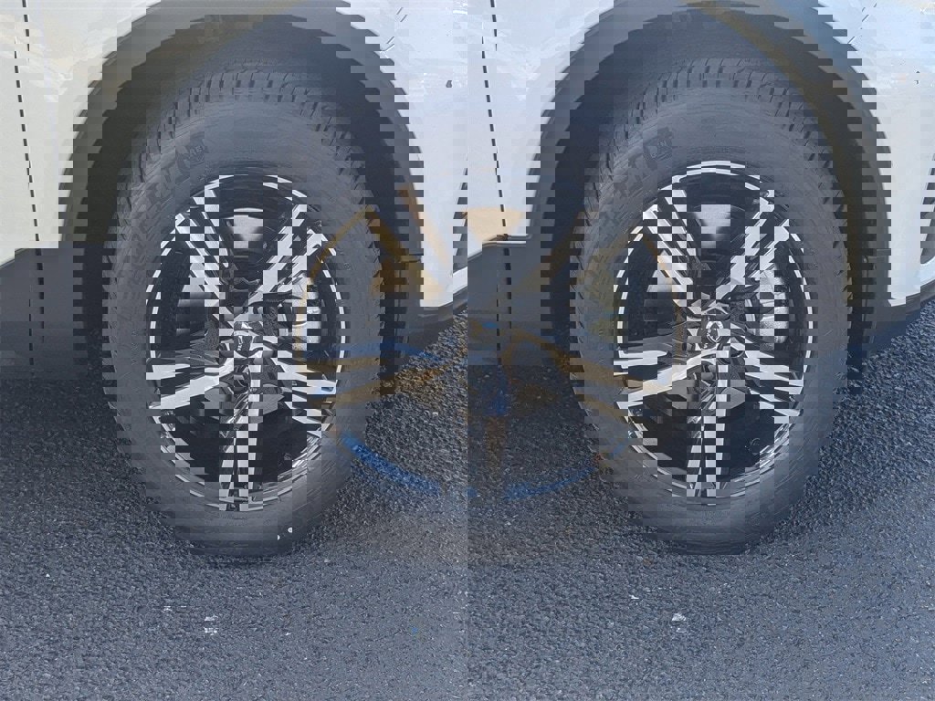 New 2026 Volvo XC40 B4 Core image 12