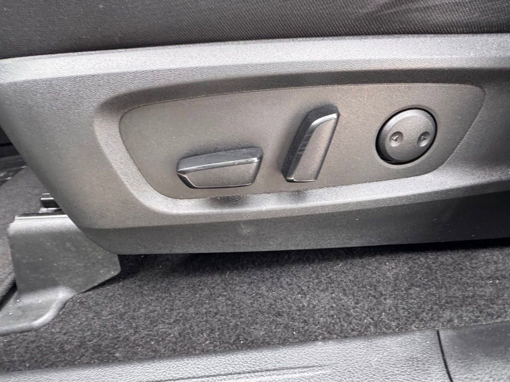 Certified 2022 Nissan Pathfinder SV w/ SV Black Package image 12