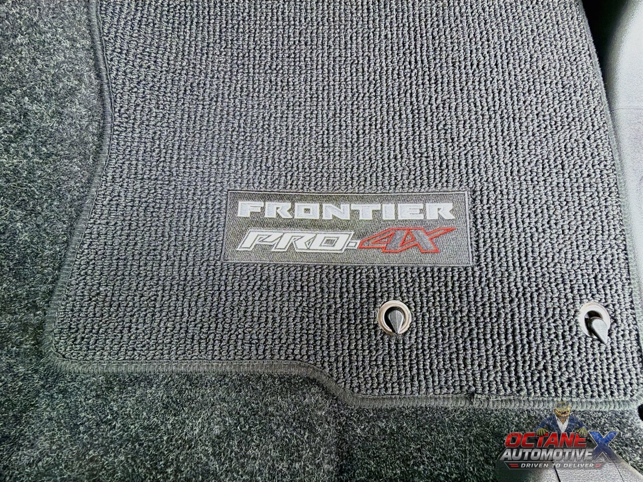 Used 2025 Nissan Frontier PRO-4X w/ Pro Convenience Package AWD/4WD image 32