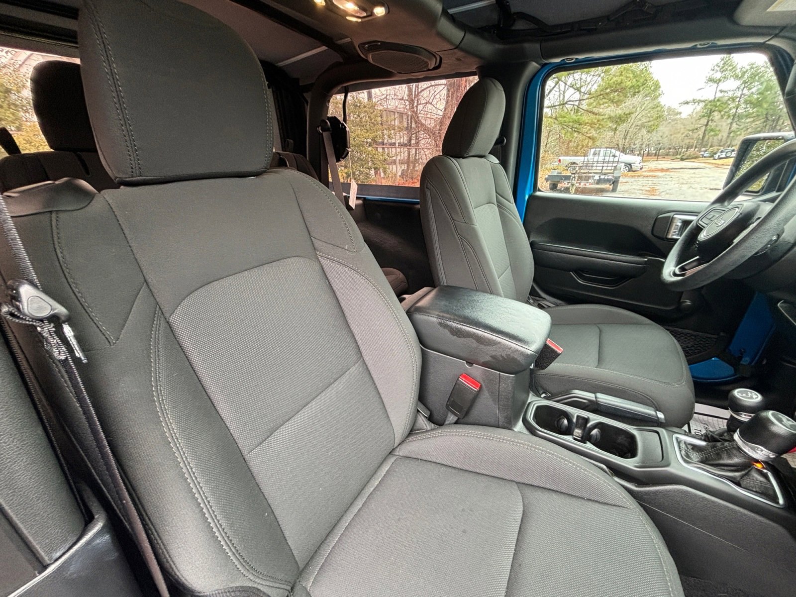 Used 2022 Jeep Wrangler Willys image 16