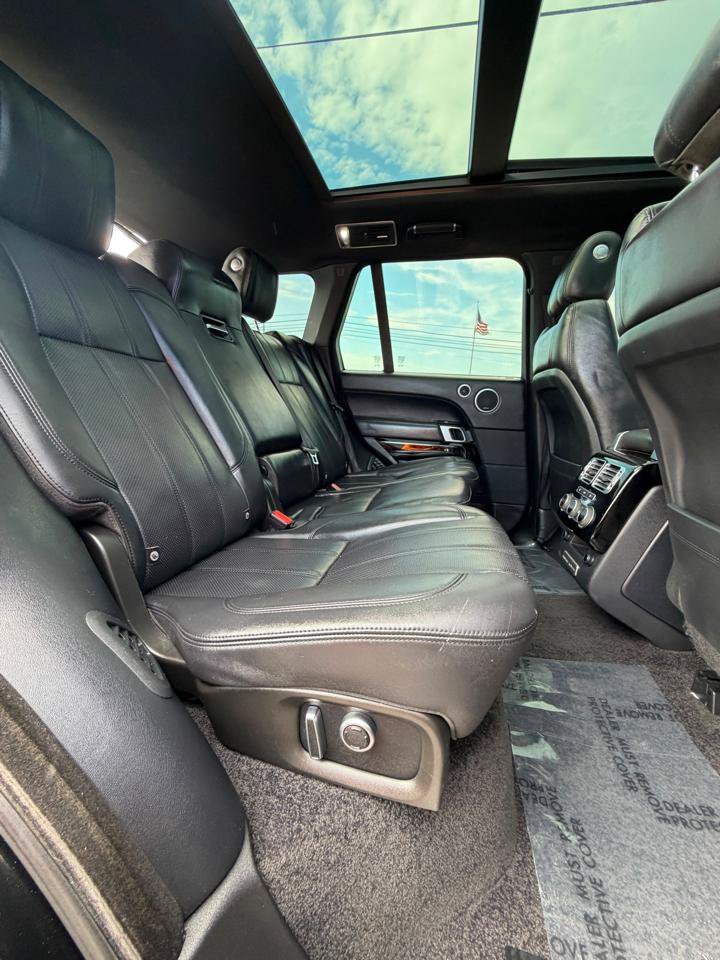 Used 2016 Land Rover Range Rover Supercharged AWD/4WD image 42