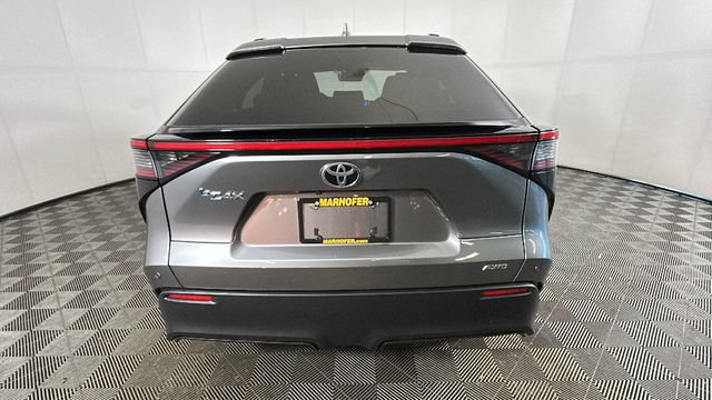 Used 2023 Toyota bZ4X AWD image 4