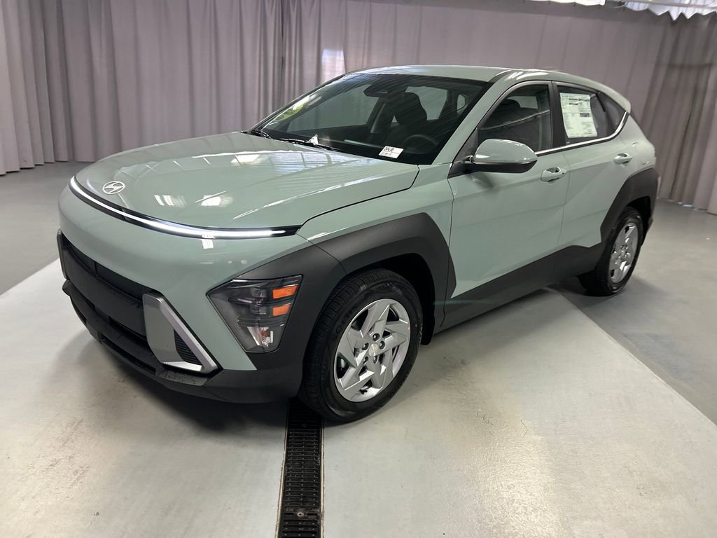 New 2026 Hyundai Kona SE image 3