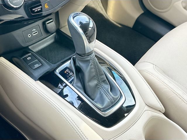 Used 2020 Nissan Rogue SL image 17