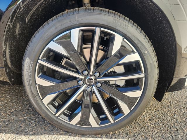 New 2026 Volvo XC60 T8 Ultra w/ Protection Package Premier AWD/4WD image 18
