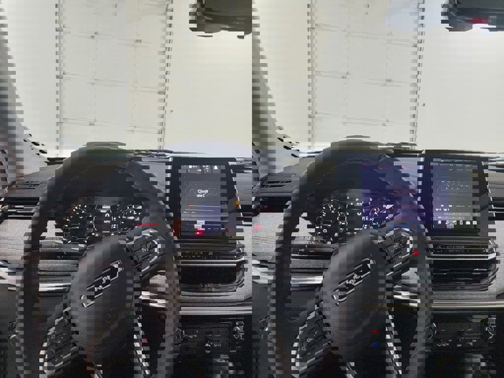 Used 2022 Jeep Compass Latitude image 23