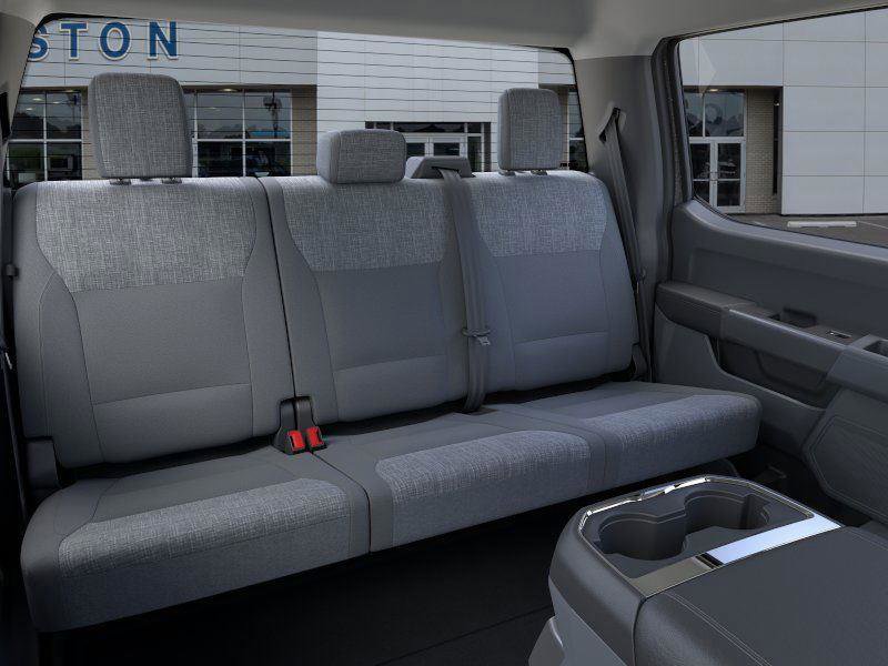 New 2026 Ford F250 XLT w/ FX4 Off-Road Package image 11