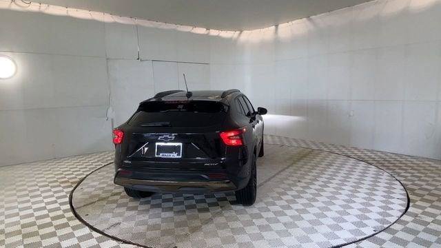 Used 2026 Chevrolet Trax ACTIV w/ Driver Confidence Package FWD image 2