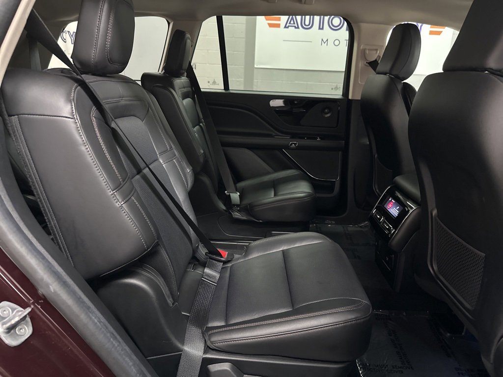 Used 2023 Lincoln Aviator Reserve w/ Equipment Group 201A image 46