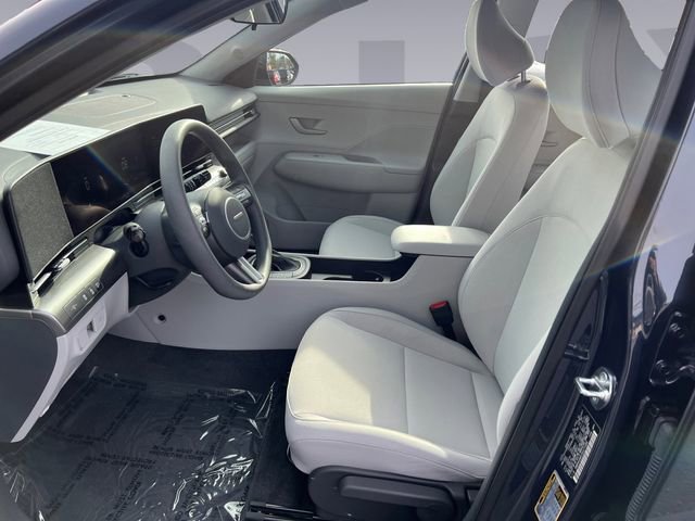 Used 2025 Hyundai Kona SE image 10