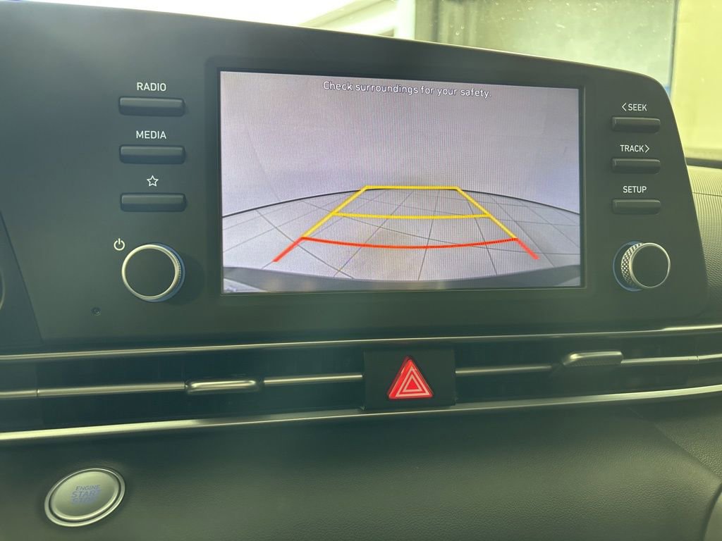 Used 2023 Hyundai Elantra SEL image 27