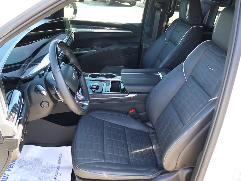 Certified 2025 Cadillac Escalade V AWD/4WD image 17