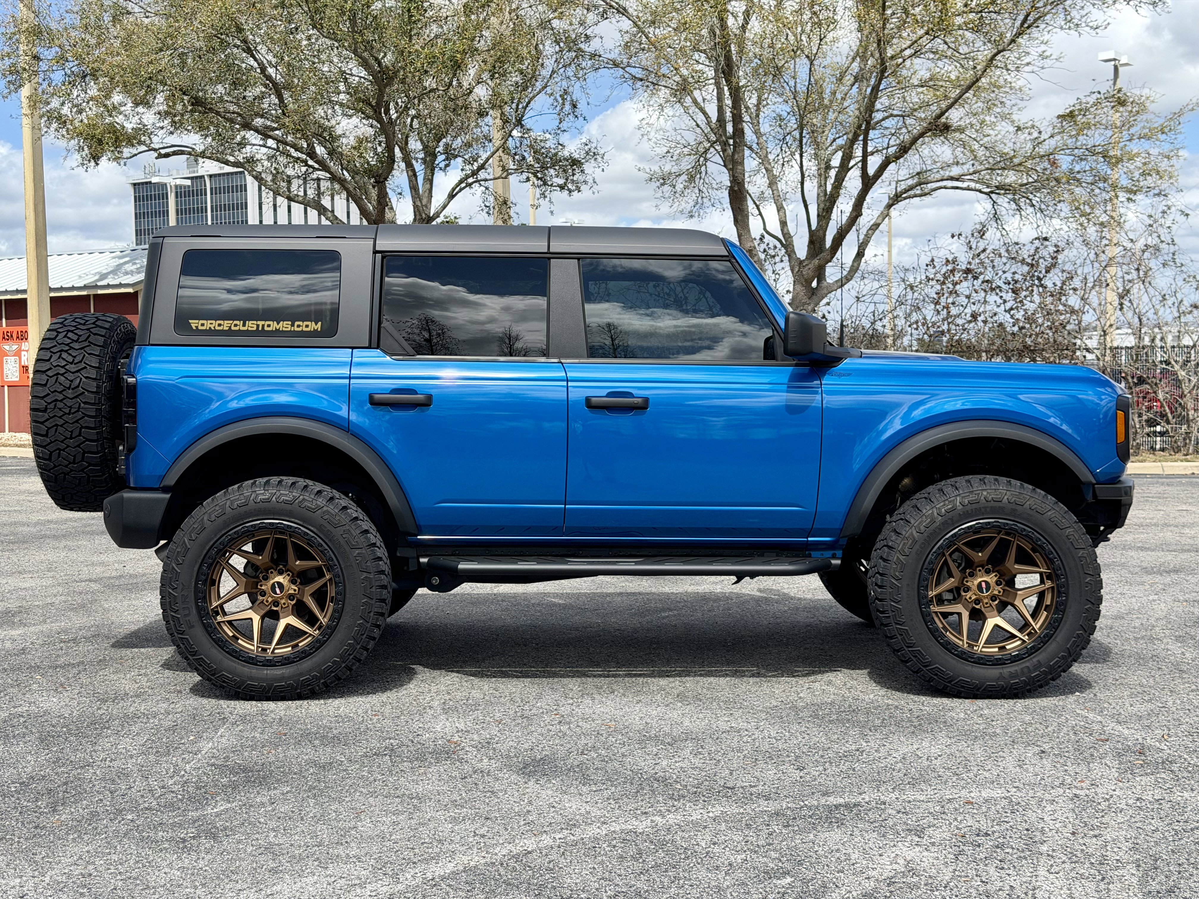 Used 2024 Ford Bronco Big Bend image 7