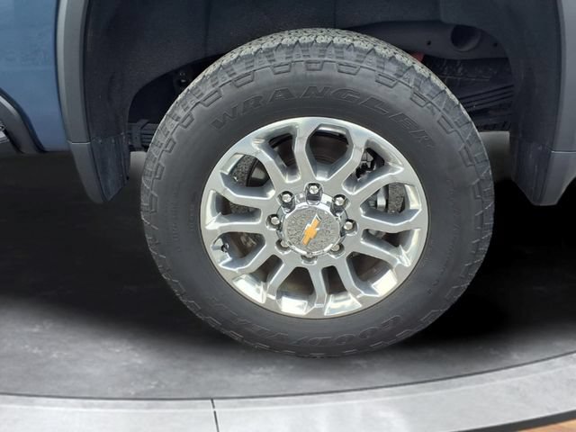 Certified 2025 Chevrolet Silverado 2500 LTZ w/ LTZ Plus Package AWD/4WD image 18