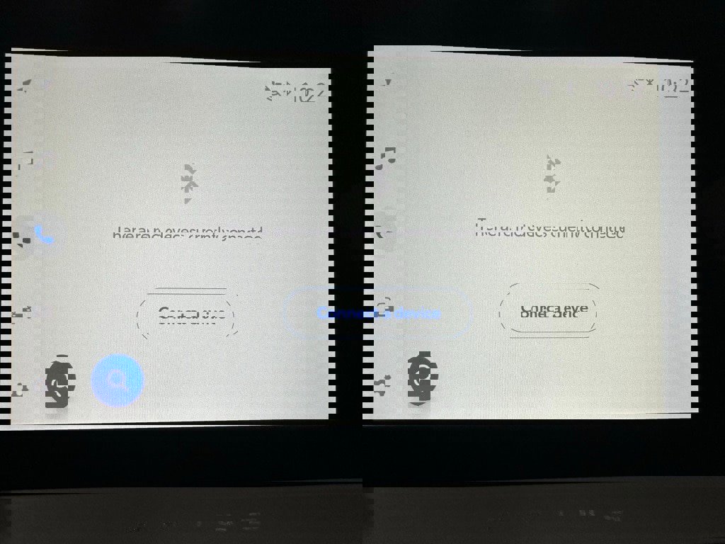 Used 2025 Toyota Prius XLE image 28