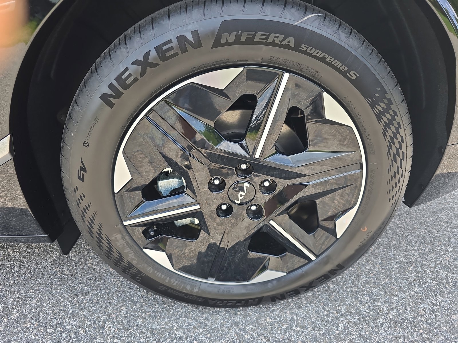 New 2025 Kia EV6 Wind image 31