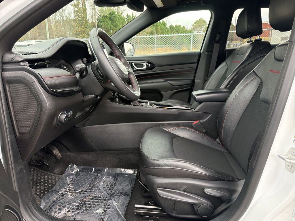 Used 2023 Jeep Compass Trailhawk image 15