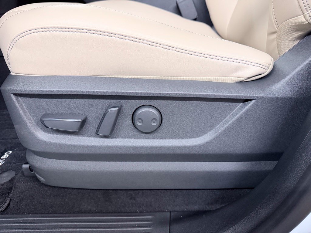 Certified 2026 INFINITI QX80 Pure RWD image 11