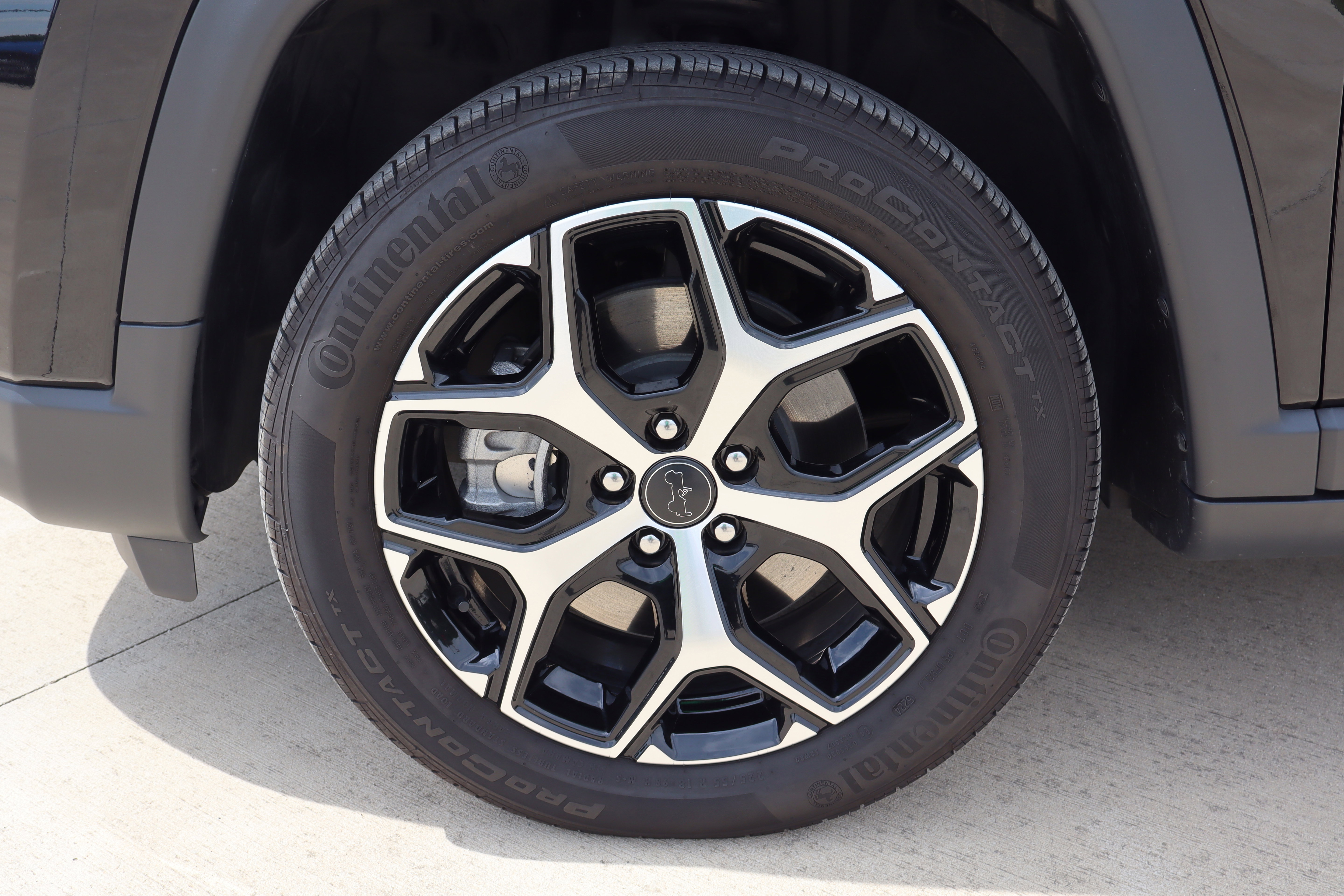 Used 2025 Jeep Compass Limited AWD/4WD image 26