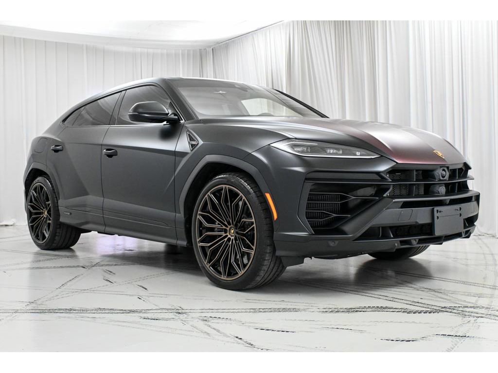 Used 2025 Lamborghini Urus SE image 3