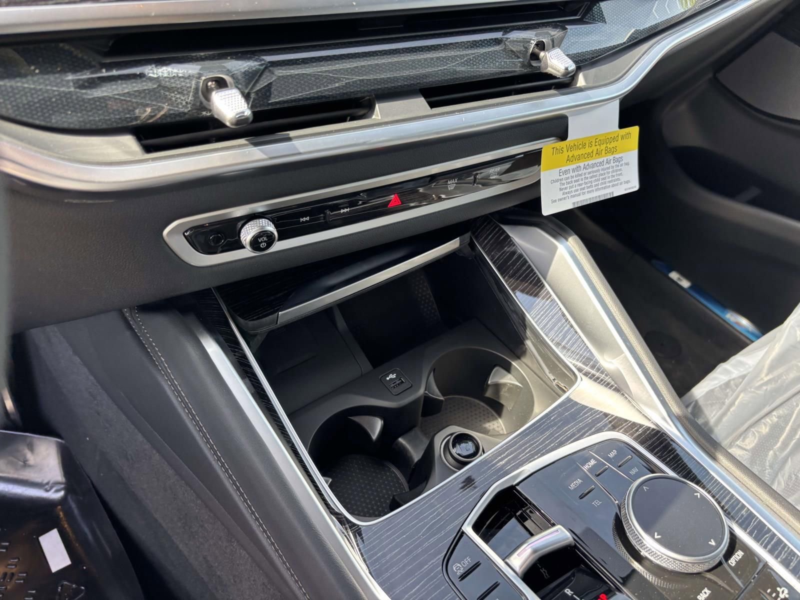 New 2027 BMW X6 xDrive40i AWD/4WD image 16