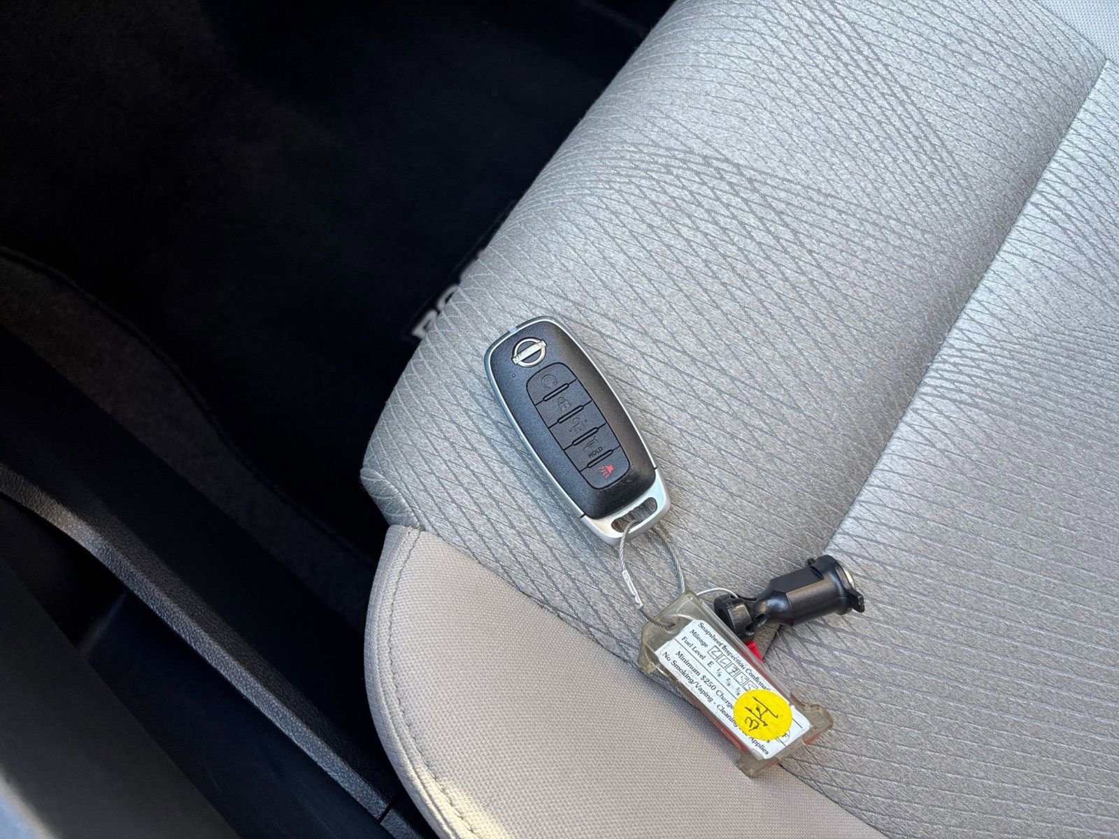 Used 2025 Nissan Rogue SV AWD/4WD image 21