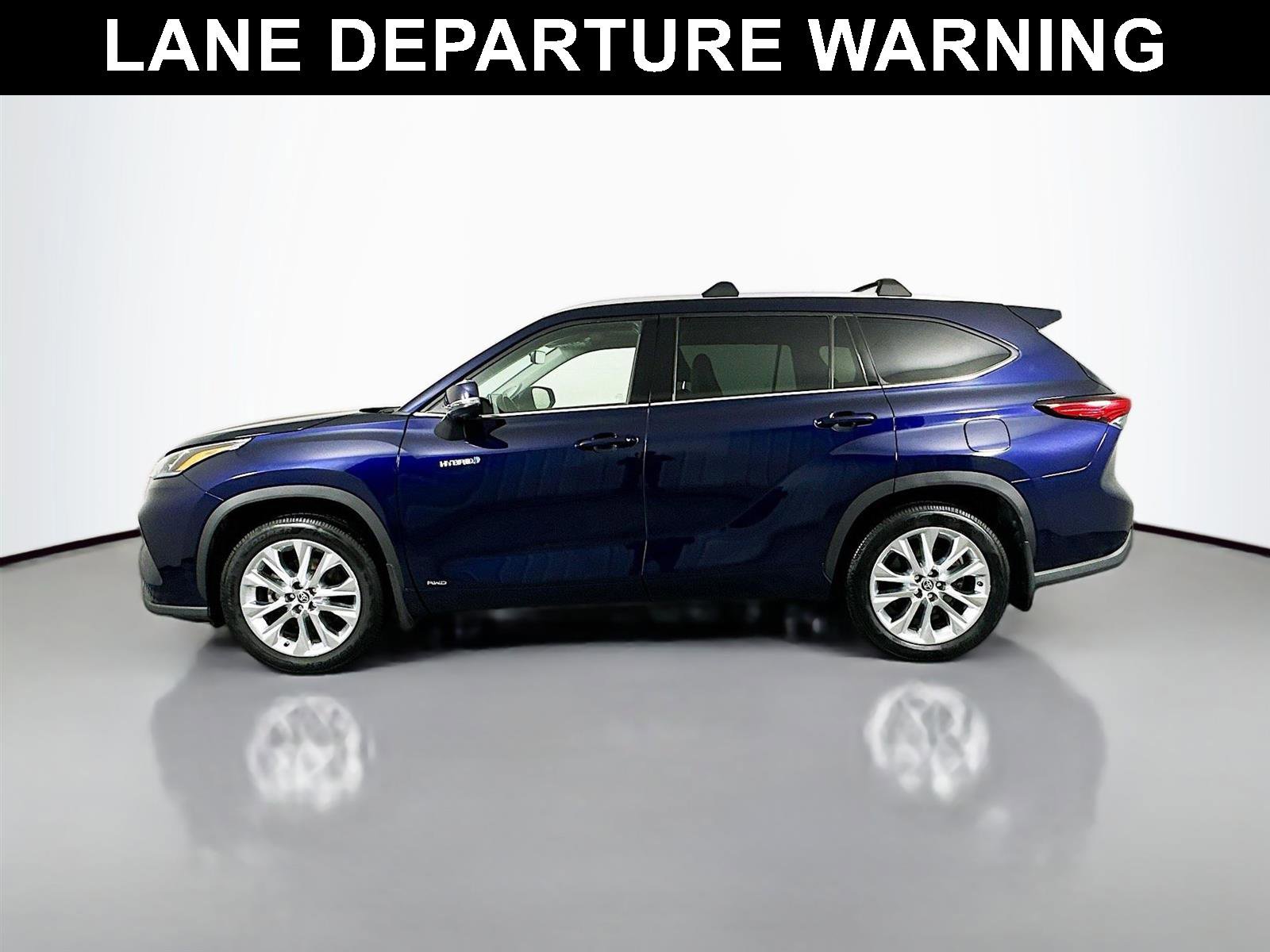 Certified 2021 Toyota Highlander Limited image 4