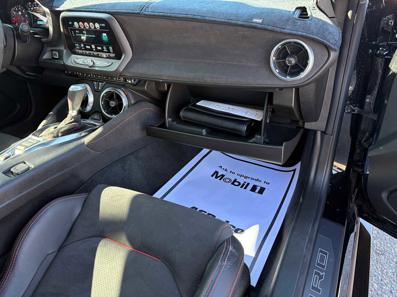 Used 2018 Chevrolet Camaro ZL1 RWD image 24