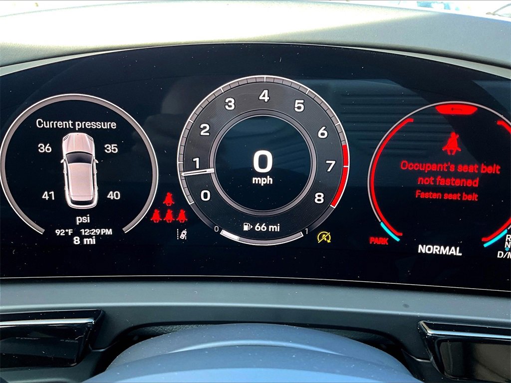 New 2026 Porsche Cayenne image 25