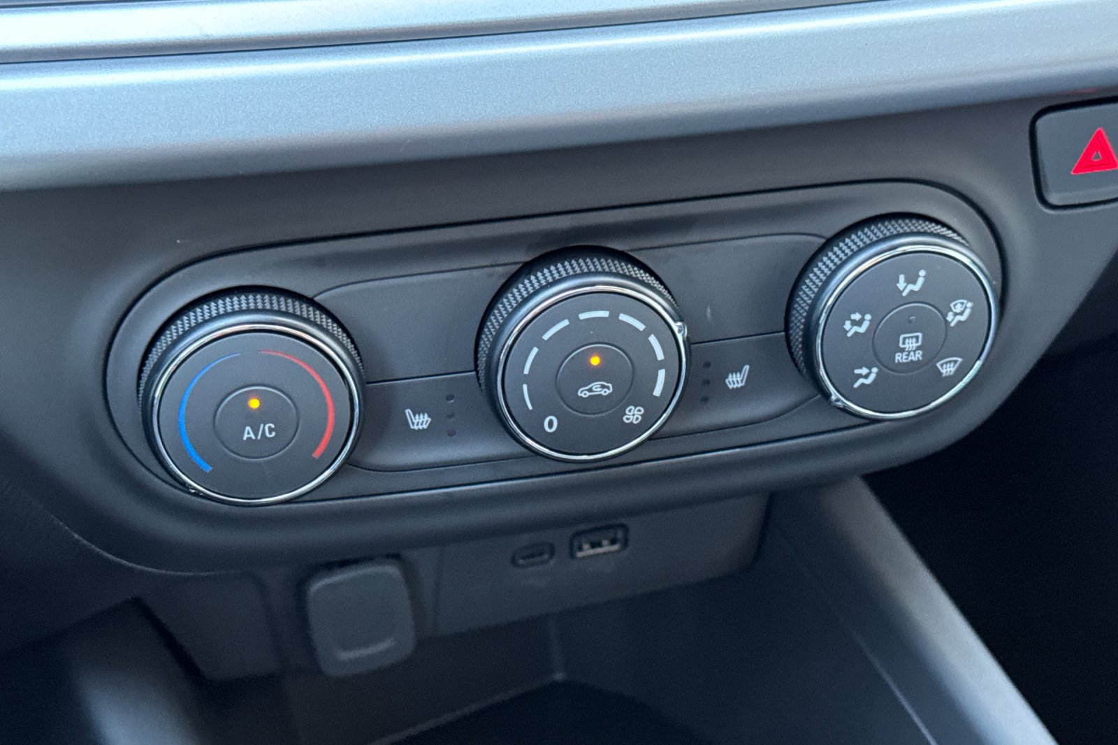New 2026 Chevrolet Trax LS w/ LS Convenience Package FWD image 19