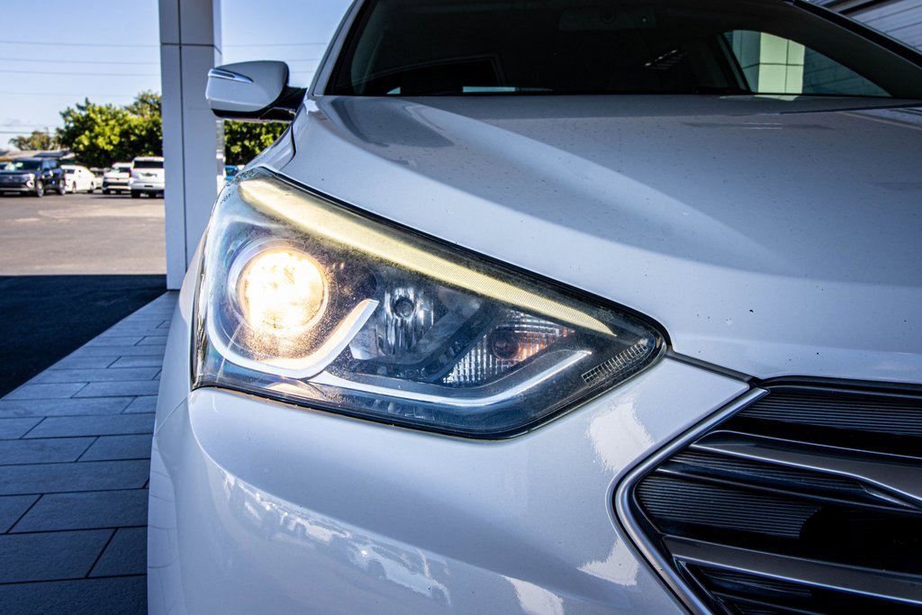 Used 2018 Hyundai Santa Fe Sport image 6