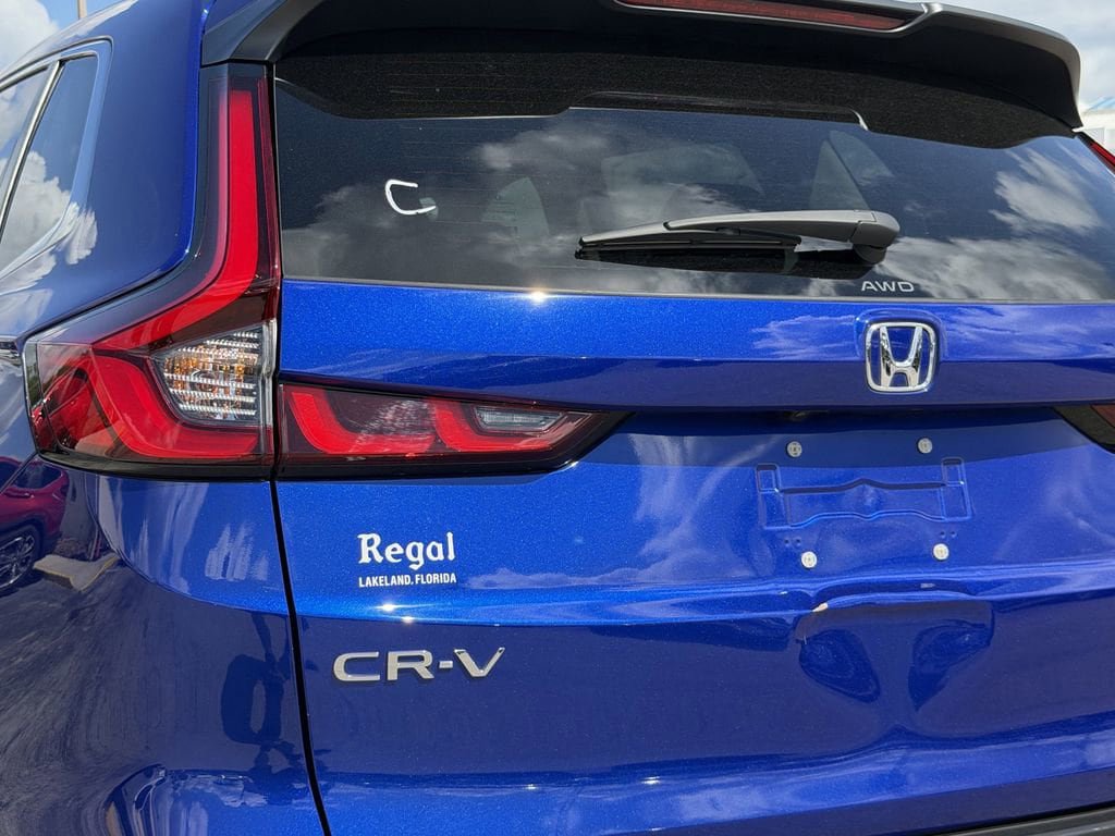 Used 2024 Honda CR-V EX image 11
