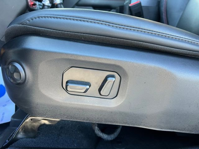 Used 2025 Jeep Wrangler Unlimited Rubicon w/ XTREMEE 35" Tire Package image 11