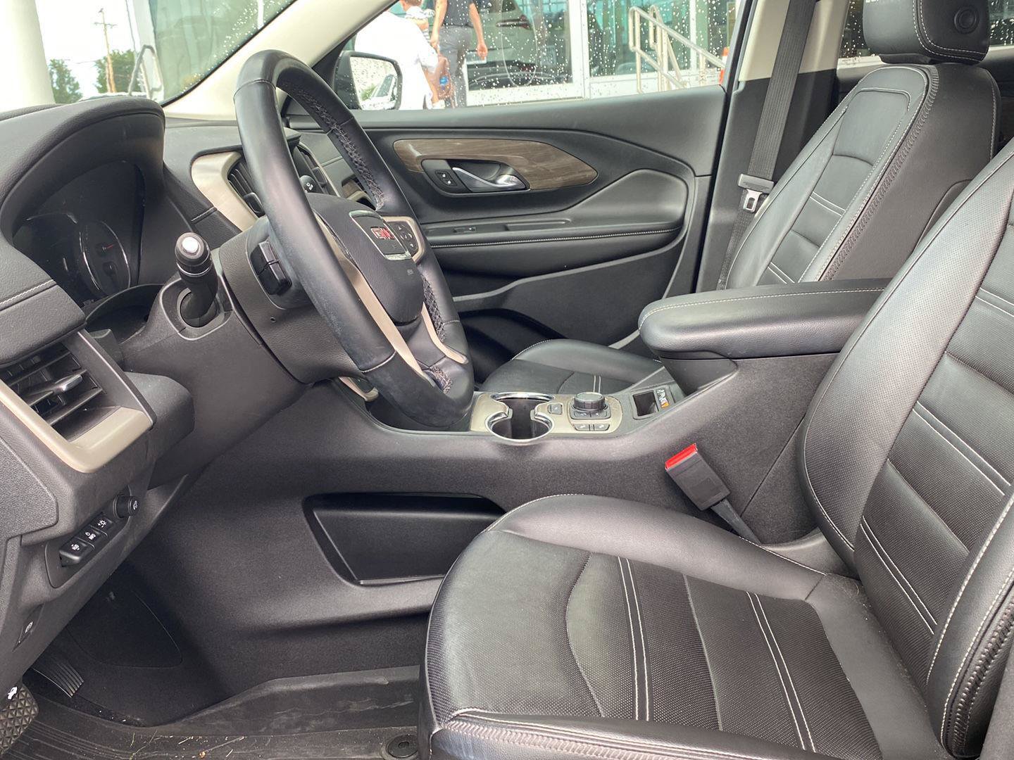Used 2023 GMC Terrain Denali AWD/4WD image 6