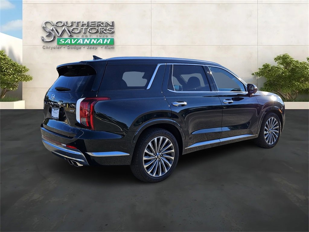 Used 2024 Hyundai Palisade Calligraphy image 5