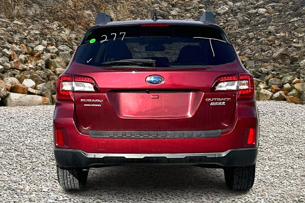 Used 2016 Subaru Outback 2.5i Limited image 4