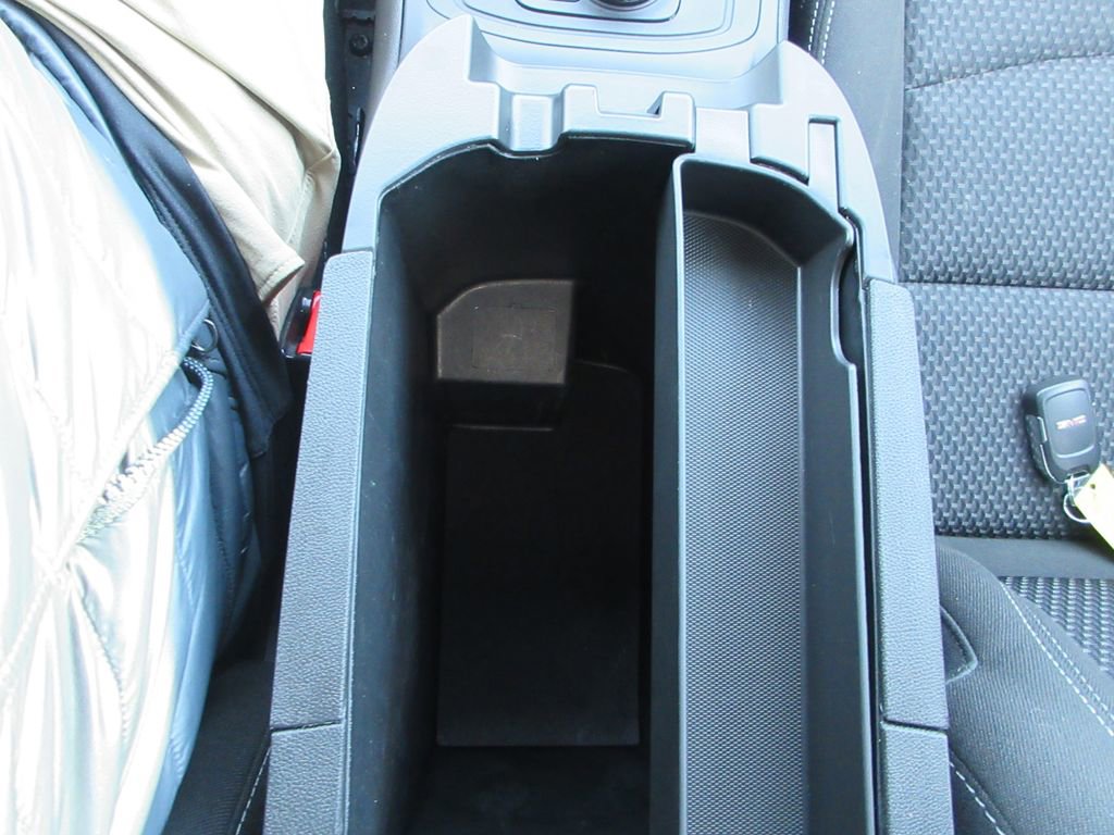 Certified 2023 GMC Terrain SLE image 26