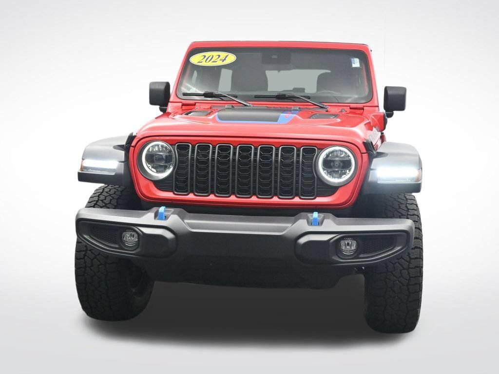 Used 2024 Jeep Wrangler Unlimited Rubicon 4xe AWD/4WD image 2